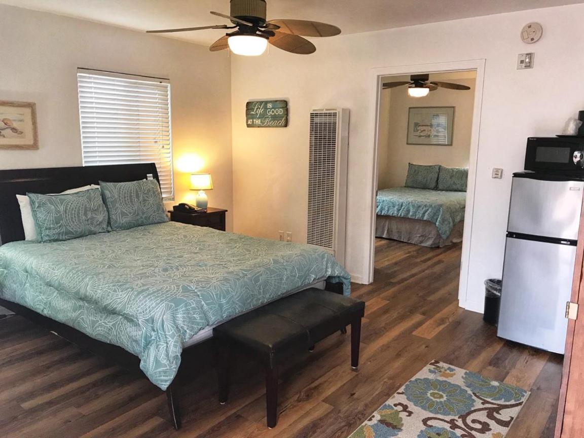 Pismo Beach Hotel Room photo