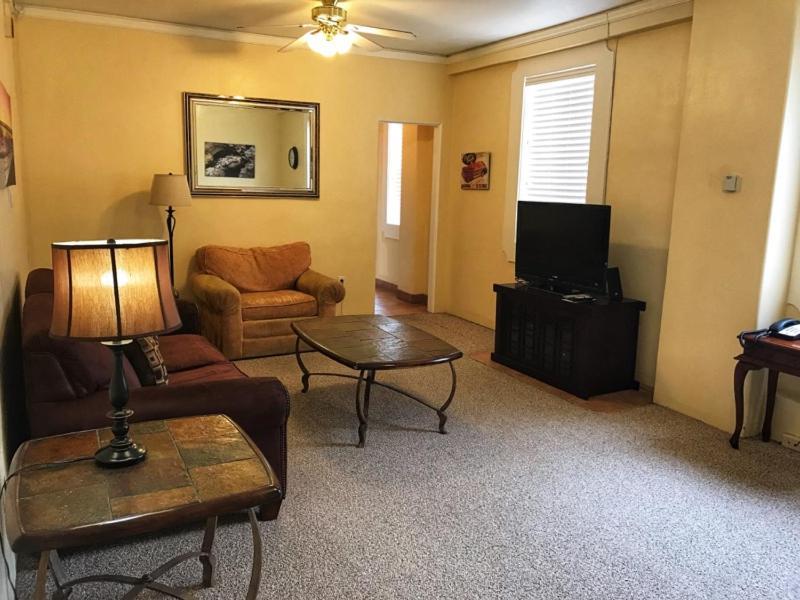 Pismo Beach Hotel Room photo